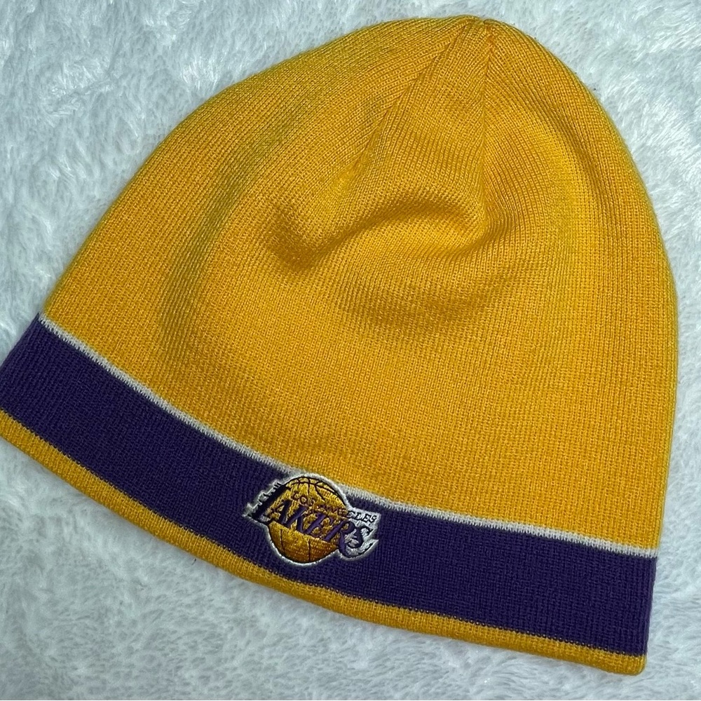 Adidas LA Lakers Beanie